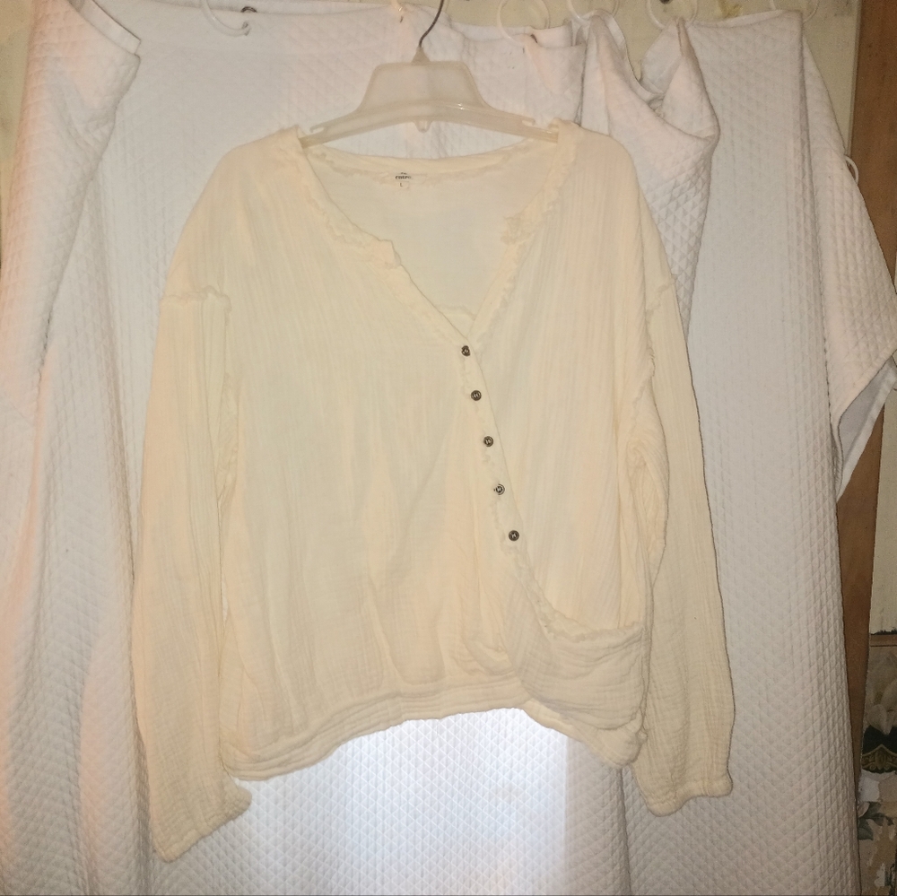 Entro Cream Glazey Cream Side Button Long Sleeve Blouse Size L
